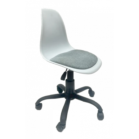 Стул пластиковый КР 113М